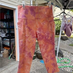 Athleta Tie-Dye Leggings (M)